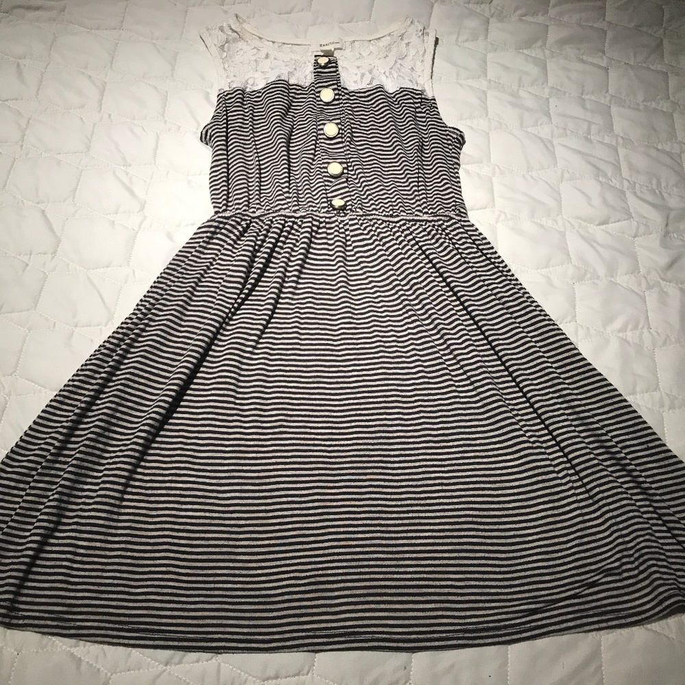 Juniors Short Striped Trendy Dress Buttons
